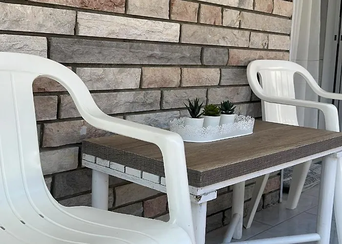 Alice * Olympiakí Aktí